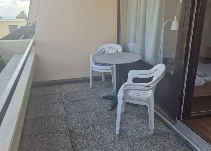 1-zimmer-apartment Mit Balkon, Kostenloser Schwimmbadnutzung Und Blick Ins Gruene ザンクト・エングルマール